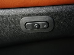 2012款 3.6L 自动 旗舰尊崇版 5座
