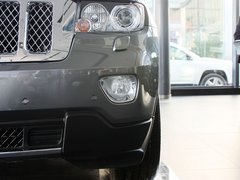 2012款 3.6L 自动 旗舰尊崇版 5座