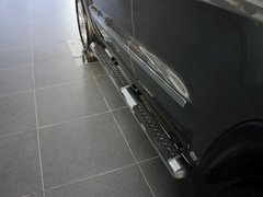 2012款 3.6L 自动 旗舰尊崇版 5座