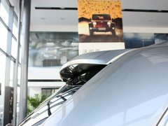 2012款 3.6L 自动 旗舰尊崇版 5座