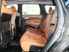 2012款 3.6L 自动 旗舰尊崇版 5座