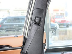 2012款 3.6L 自动 旗舰尊崇版 5座