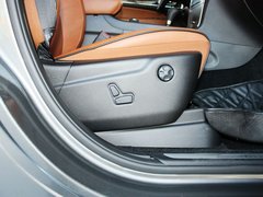 2012款 3.6L 自动 旗舰尊崇版 5座