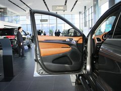 2012款 3.6L 自动 旗舰尊崇版 5座