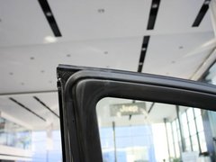 2012款 3.6L 自动 旗舰尊崇版 5座