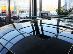 2012款 3.6L 自动 旗舰尊崇版 5座
