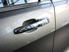 2012款 3.6L 自动 旗舰尊崇版 5座