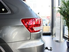 2012款 3.6L 自动 旗舰尊崇版 5座