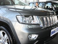 2012款 3.6L 自动 旗舰尊崇版 5座