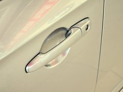 2012款 1.8L 手动 时尚型