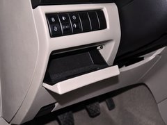 2012款 1.8L 手动 时尚型