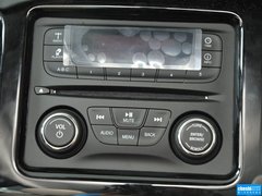 2012款 1.4T DCT 悦享版