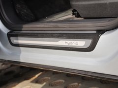 2012款 2.0T Hybrid 5座