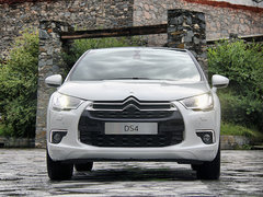 2012款 1.6T 自动 雅致版