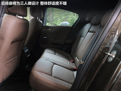 2012款 1.6T 自动 雅致版