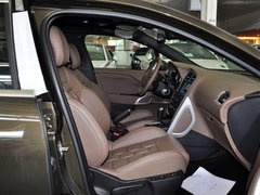 2012款 1.6T 自动 雅致版