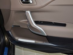 2012款 1.6T 自动 雅致版