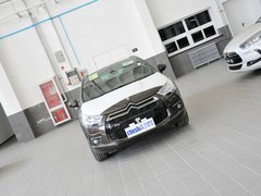 2012款 1.6T 自动 雅致版