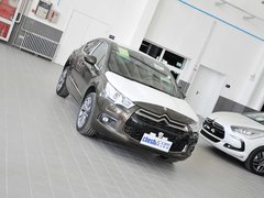 2012款 1.6T 自动 雅致版
