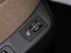 DS 4 2012款 1.6T 自动 雅致版
