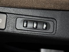 2012款 1.6T 自动 雅致版