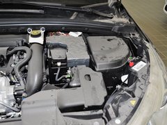 2012款 1.6T 自动 雅致版