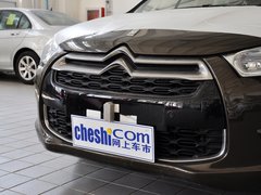 2012款 1.6T 自动 雅致版