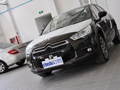 2012款 1.6T 自动 雅致版