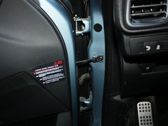 2012款 1.6T 自动 尊享版 5座