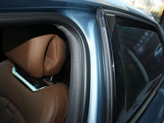 2012款 1.6T 自动 尊享版 5座