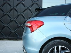 2012款 1.6T 自动 尊享版 5座