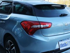 2012款 1.6T 自动 尊享版 5座