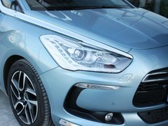 2012款 1.6T 自动 尊享版 5座