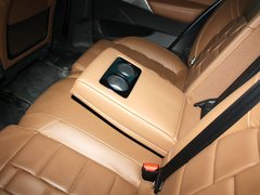 2012款 1.6T 自动 尊享版 5座