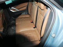 2012款 1.6T 自动 尊享版 5座
