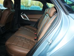 2012款 1.6T 自动 尊享版 5座
