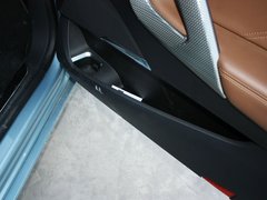 2012款 1.6T 自动 尊享版 5座
