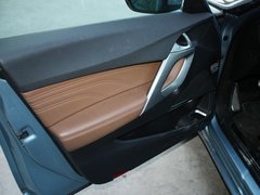 2012款 1.6T 自动 尊享版 5座