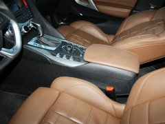 2012款 1.6T 自动 尊享版 5座