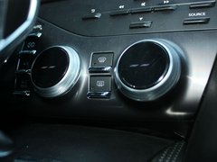 2012款 1.6T 自动 尊享版 5座