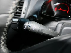 2012款 1.6T 自动 尊享版 5座