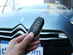2012款 1.6T 自动 尊享版 5座
