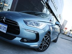 2012款 1.6T 自动 尊享版 5座