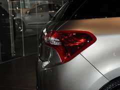 2012款 1.6T 自动 尊享版 5座