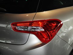 2012款 1.6T 自动 尊享版 5座