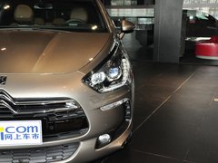 2012款 1.6T 自动 尊享版 5座