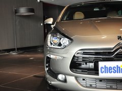 2012款 1.6T 自动 尊享版 5座