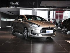 2012款 1.6T 自动 尊享版 5座