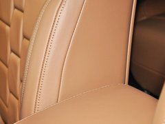 2012款 1.6T 自动 尊享版 5座