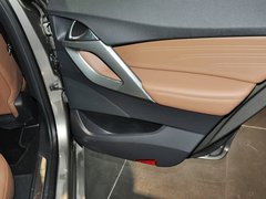 2012款 1.6T 自动 尊享版 5座